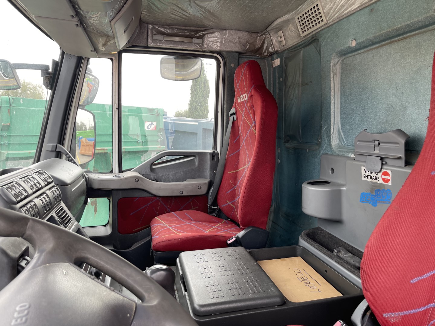 Camion IVECO Usato US-363 - immagine 2