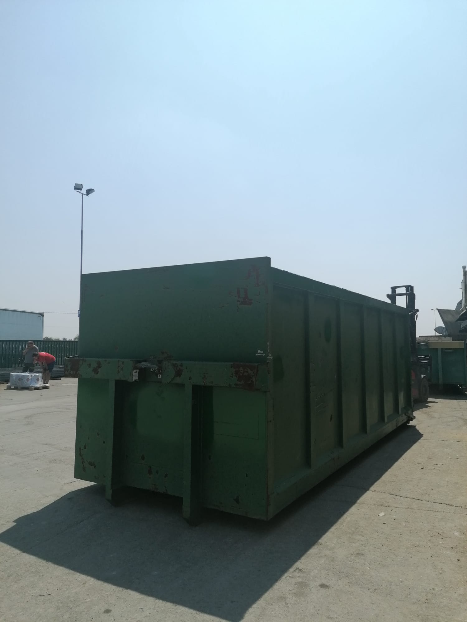 Gebruikte container US-704