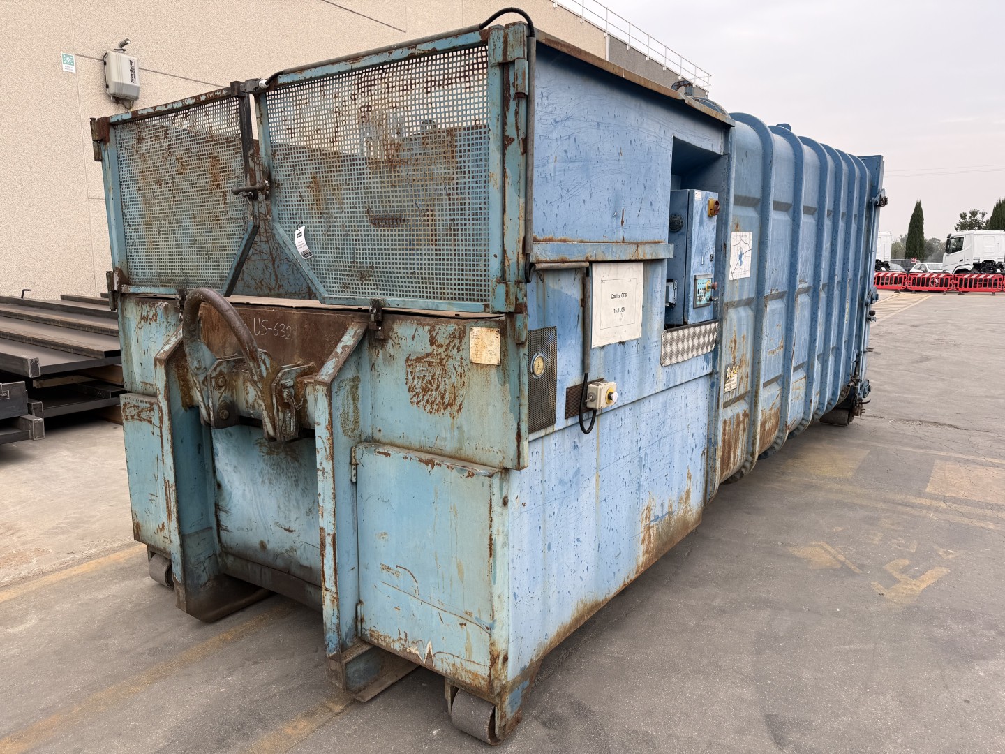 Compacteur d'occasion US-632