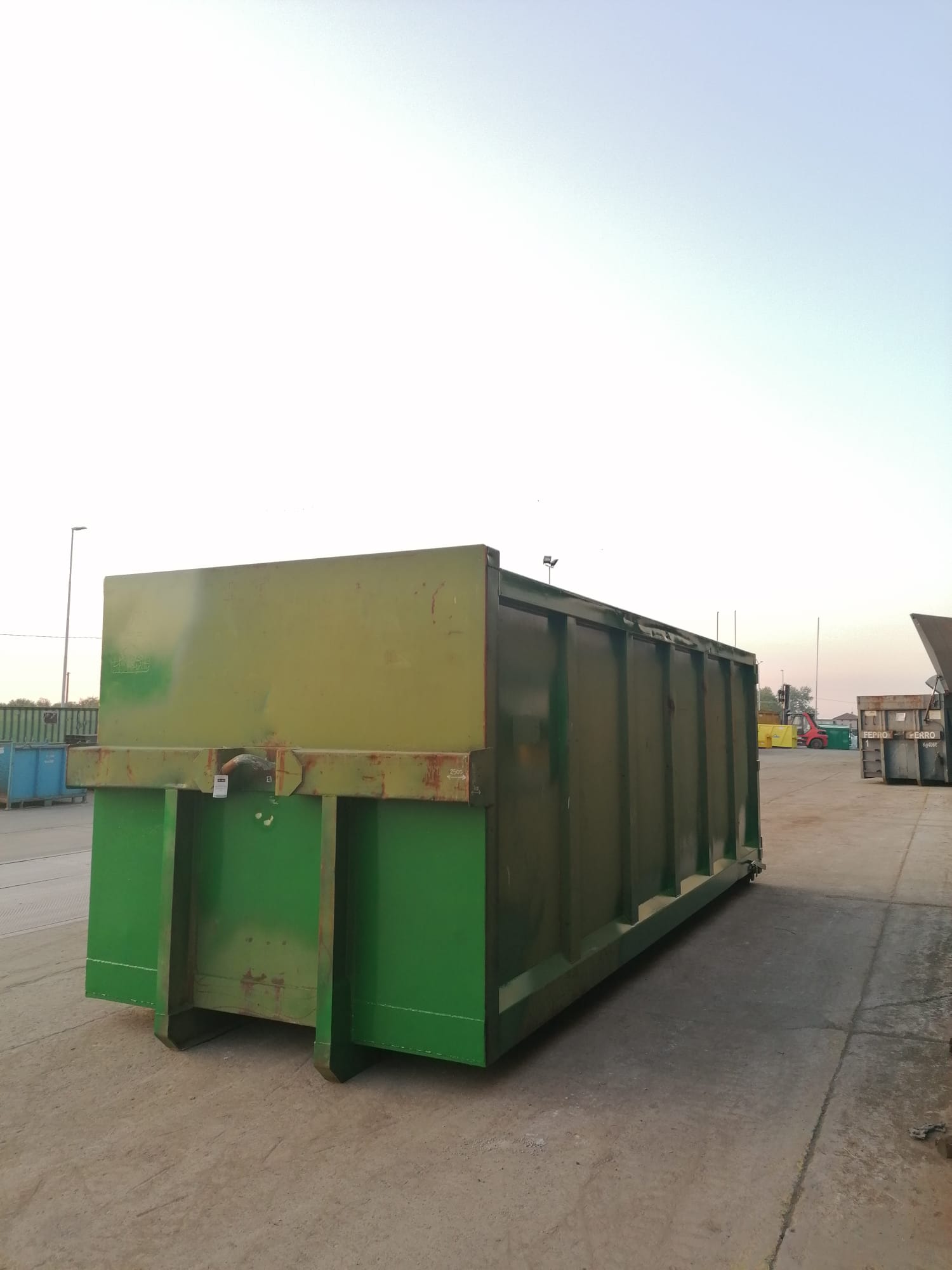 Gebruikte container US-738